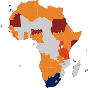 非洲目前仍將同性戀視為犯罪行為的國家，以橘色系顏色表示：淺橙色－同性行為有罪，橙色－同性行為終身監禁，褐色－同性行為死刑